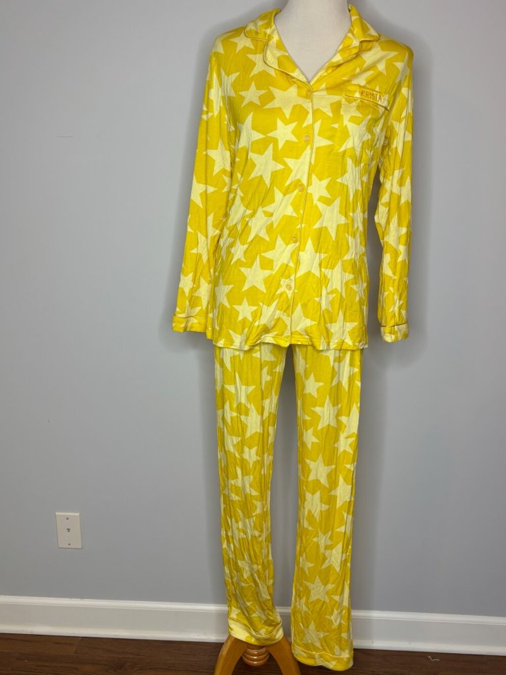 In My Sundays - Yellow Star-Print Pajama Top Embroidered "Krista"